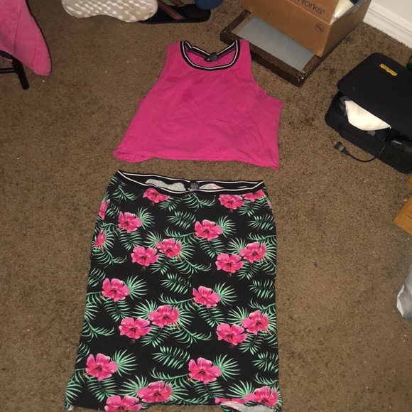 Macy's Dresses & Skirts - Plus size floral skirt set